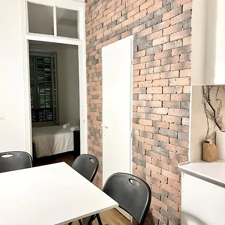Daire Location Of Nice, Le Port, Charming Flat 4 Nice