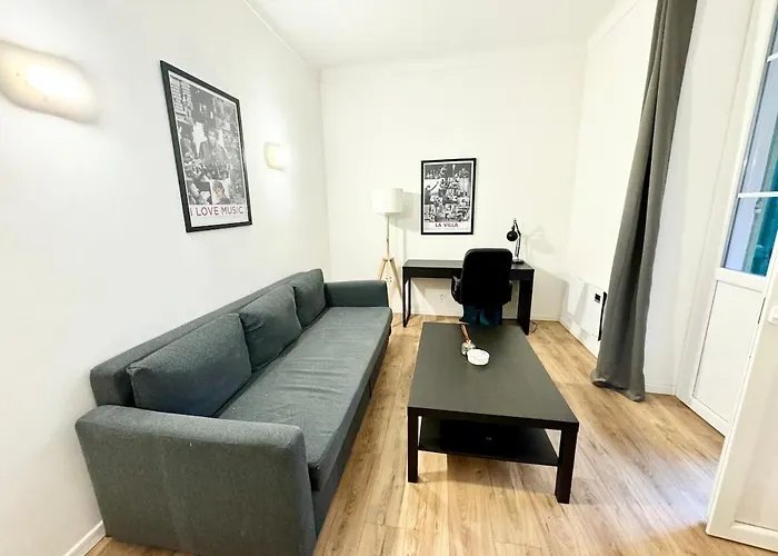 Location Of Nice, Le Port, Charming Flat 4 شقة