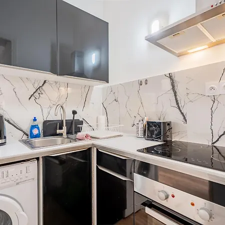 Location Of Nice, Le Port, Charming Flat 4 Appartamento