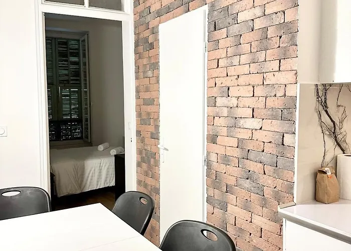 Apartment Location Of Nice, Le Port, Charming Flat 4 Nice